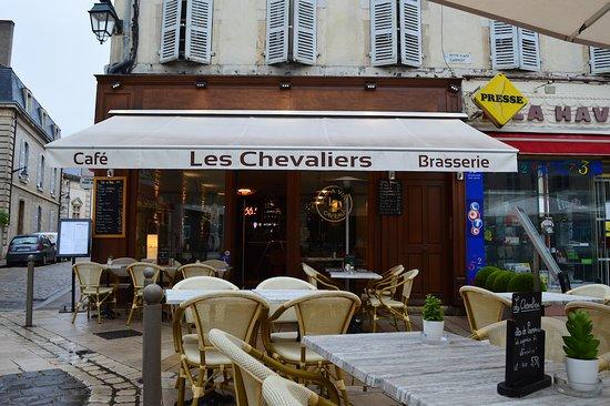 Les Chavalliers