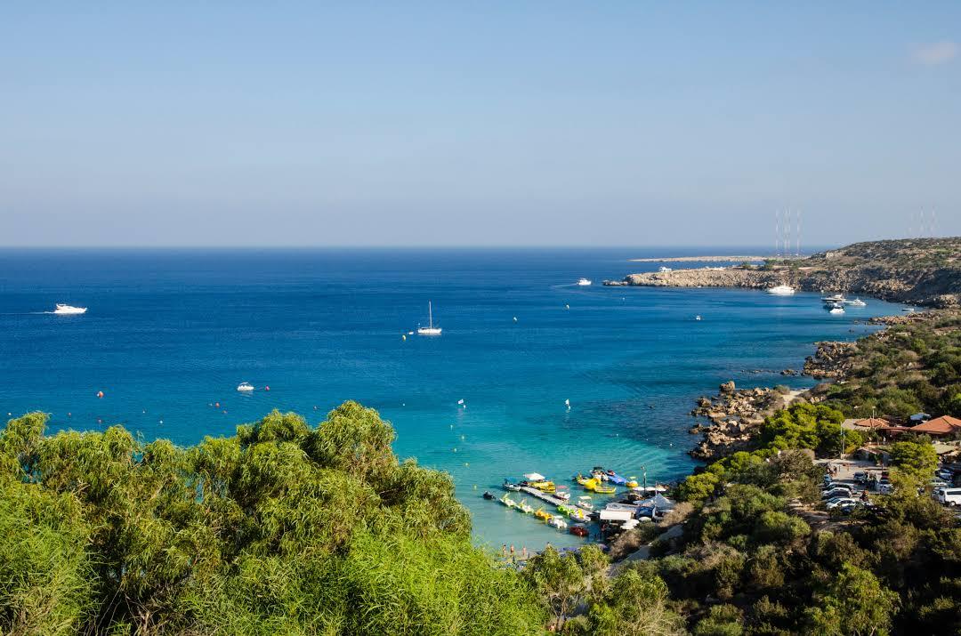 Konnos-bukten strand