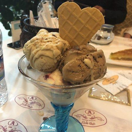 Ashtar Sweets