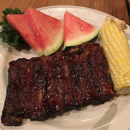 Lucille's Smokehouse Bar-B-Que