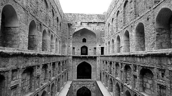 Agrasen ki baoli