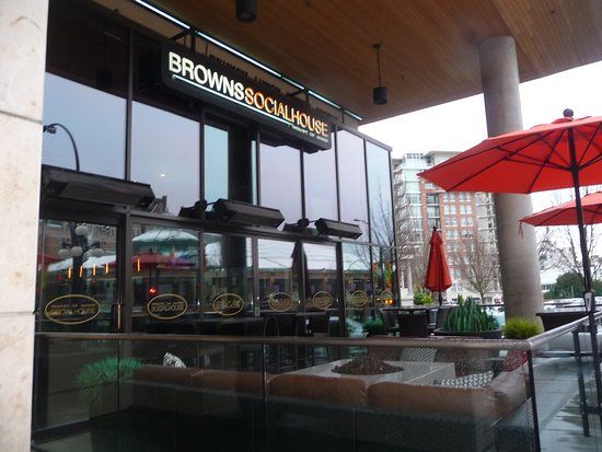 Browns Socialhouse