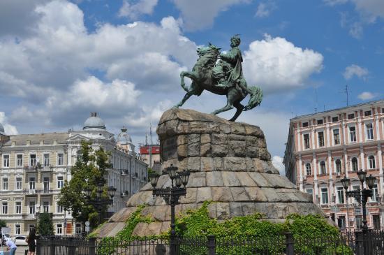 Monumentet over Bohdan Khmelnytskyj