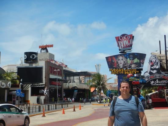 Forum By The Sea kjøpesenter