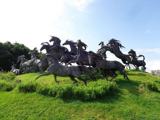 La Estampida-skulpturen